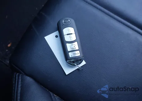 2017 Mazda Mazda3 Touring из США, поврежденный, VIN 3MZBN1V70HM113278